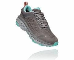 HOKA|Women's Challenger Low GORE-TEX Charcoal Gray / Wild Dove