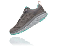 HOKA|Women's Challenger Low GORE-TEX Charcoal Gray / Wild Dove