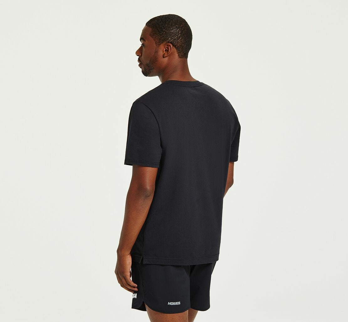 HOKA|Men's Brand Tee Black / Castlerock